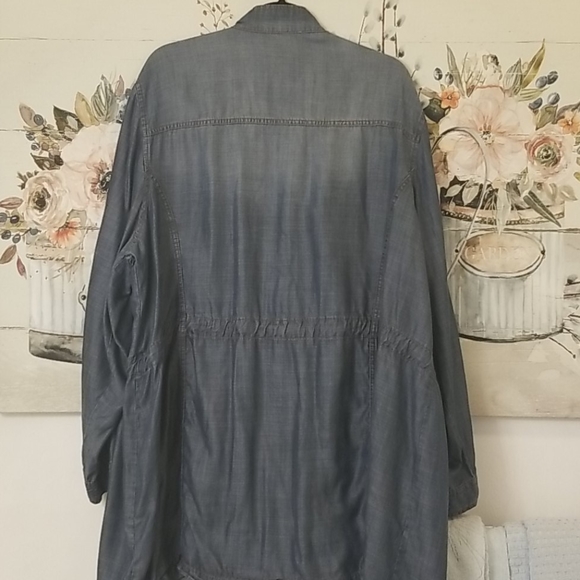 26/28W 3-4X Lite Denim Cargo Utility Lite Jacket - Picture 8 of 9